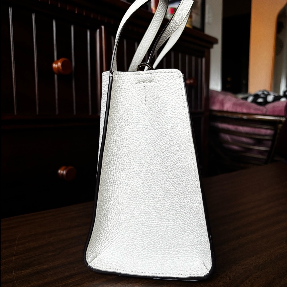 Kate Spade Sam Medium Satchel White with Pink Emblem - Picture 6 of 14